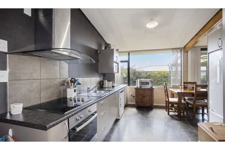 Photo of property in 4 Pine Crescent, Hargest, Invercargill, 9810