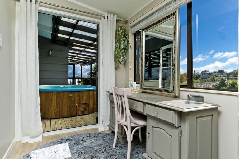 Photo of property in 1a Long Bay Drive, Torbay, Auckland, 0630