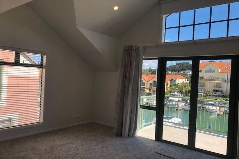 Photo of property in 132 Harbour Village Drive, Gulf Harbour, Whangaparaoa, 0930