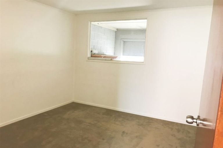 Photo of property in 2/279 Shirley Road, Papatoetoe, Auckland, 2025