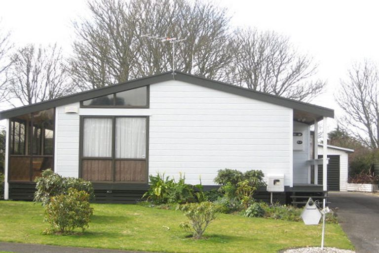 Photo of property in 16 Cassandra Street, Stratford, 4332