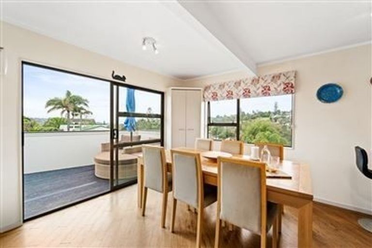 Photo of property in 43 Redwing Street, Browns Bay, Auckland, 0630
