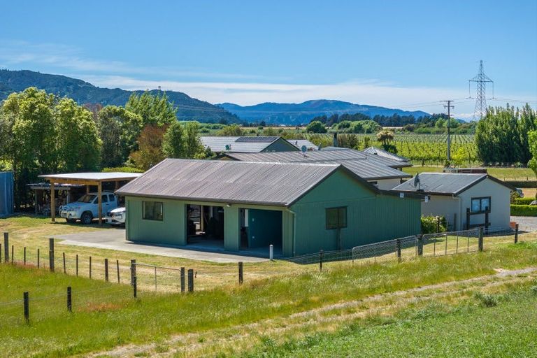 Photo of property in 86 Rarangi Road, Rarangi, Blenheim, 7273