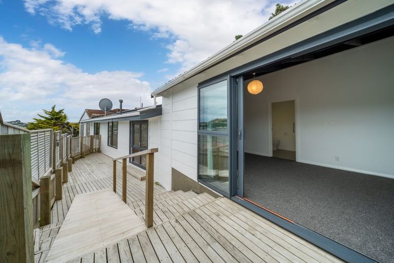Photo of property in 2 Anzia Way, Johnsonville, Wellington, 6037