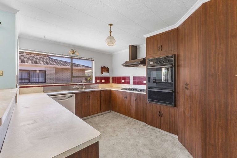 Photo of property in 5/481 Saint Aubyn Street, Moturoa, New Plymouth, 4310