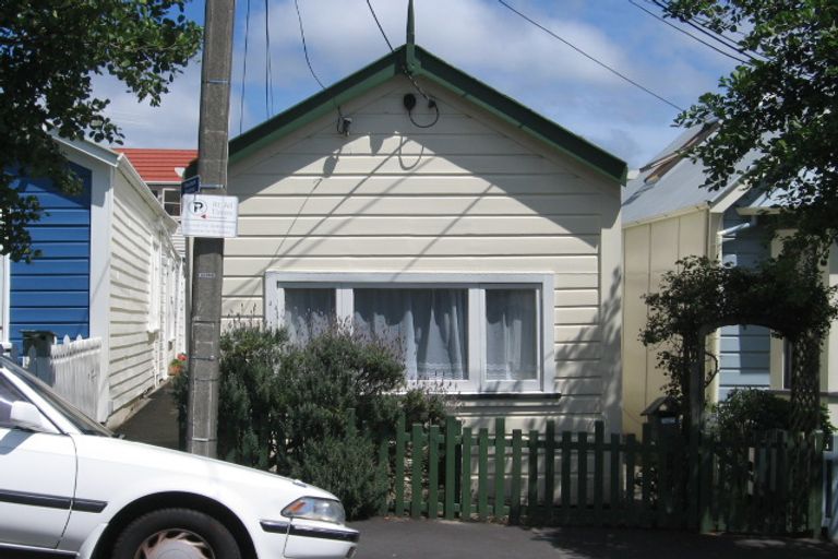 Photo of property in 86 Elizabeth Street, Mount Victoria, Wellington, 6011