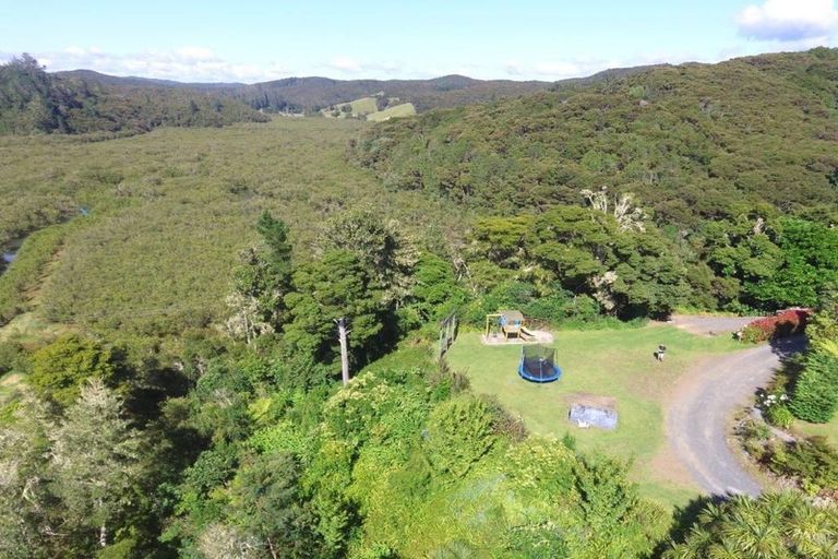 Photo of property in 36 Seaview Road, Paihia, 0200