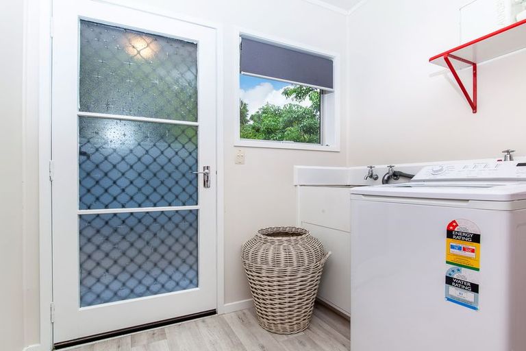 Photo of property in 5/1 Takapu Street, Henderson, Auckland, 0612