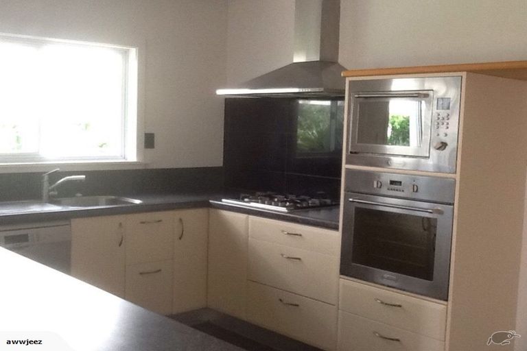 Photo of property in 31g Wallath Road, Westown, New Plymouth, 4310