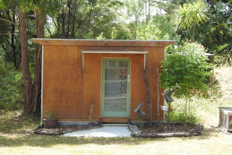 Photo of property in 11 Mick Dillon Road, Tahekeroa, Kaukapakapa, 0873