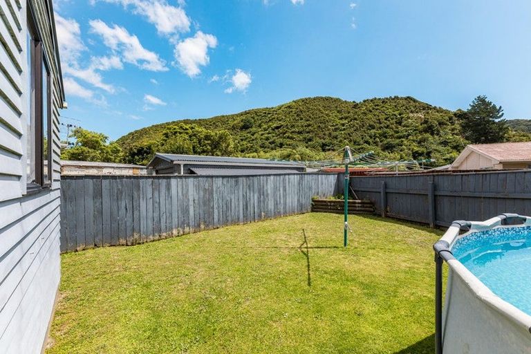 Photo of property in 51 Parenga Street, Wainuiomata, Lower Hutt, 5014