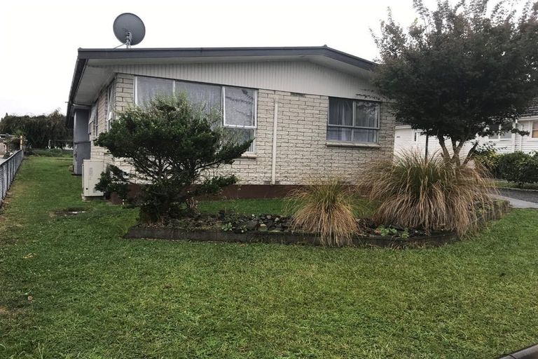 Photo of property in 20 Station Street, Tirau, 3410