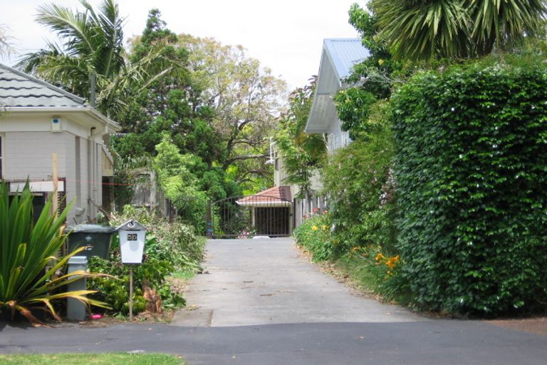 Photo of property in 55 Dignan Street, Point Chevalier, Auckland, 1022