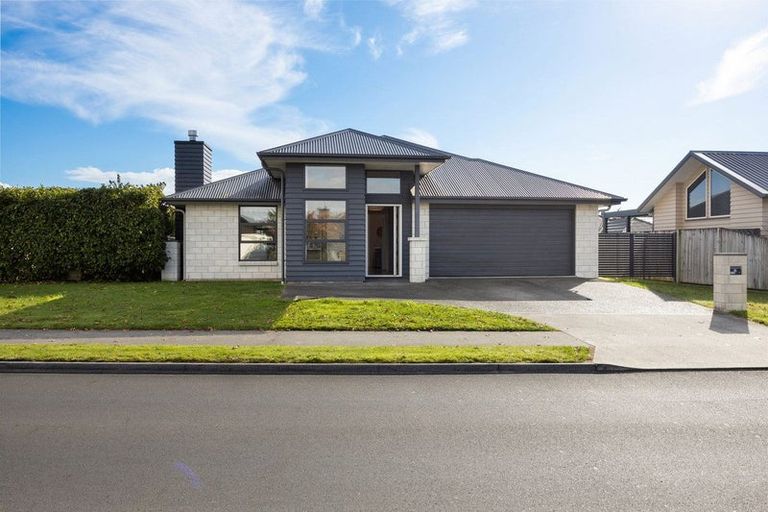 Photo of property in 38 Tulip Drive, Cambridge, 3434