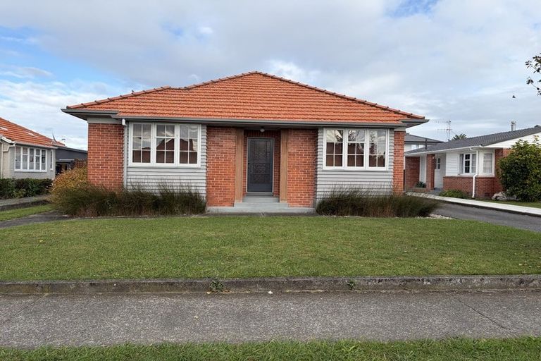 Photo of property in 29 Bedford Road, Marewa, Napier, 4110