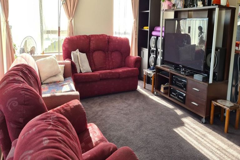 Photo of property in 33 Woodridge Drive, Woodridge, Wellington, 6037