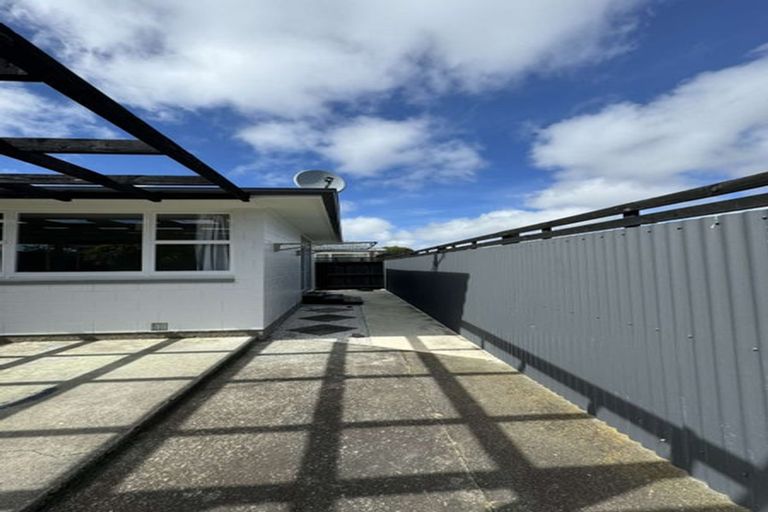 Photo of property in 27 Donnington Street, Parklands, Christchurch, 8083