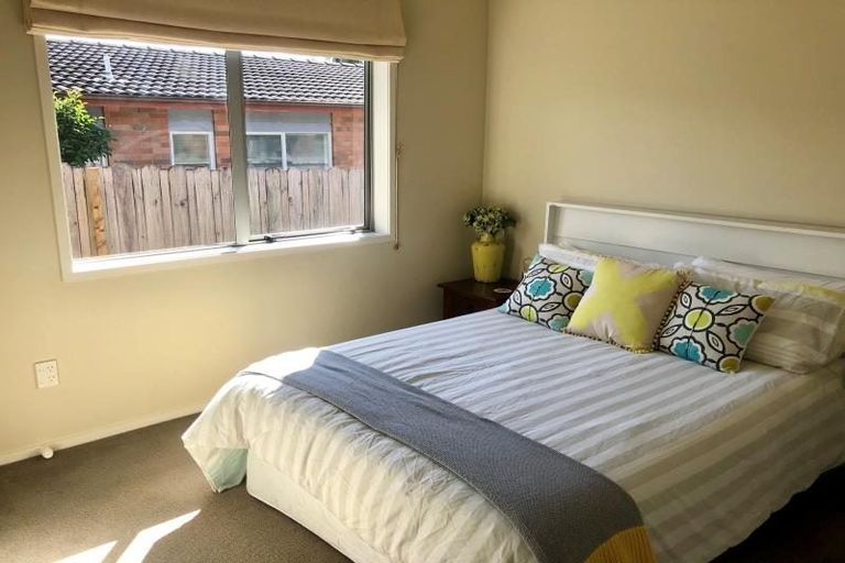 Photo of property in 12 Driftwood Drive, Red Beach, 0932