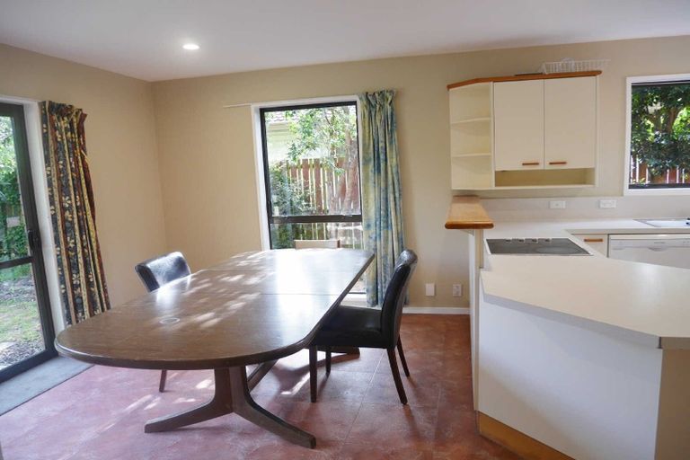 Photo of property in 16 Siska Place, Upper Riccarton, Christchurch, 8041