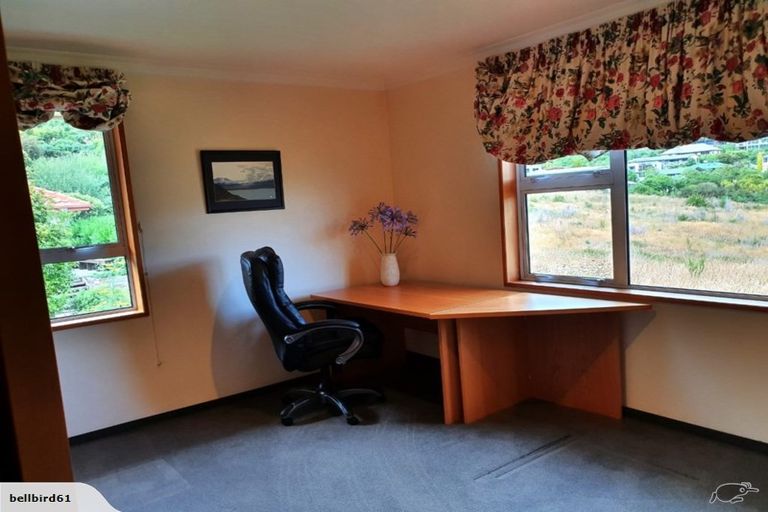 Photo of property in 12 Matai Place, Waikawa, Picton, 7220