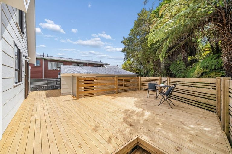 Photo of property in 13 King Charles Drive, Kingsley Heights, Upper Hutt, 5018