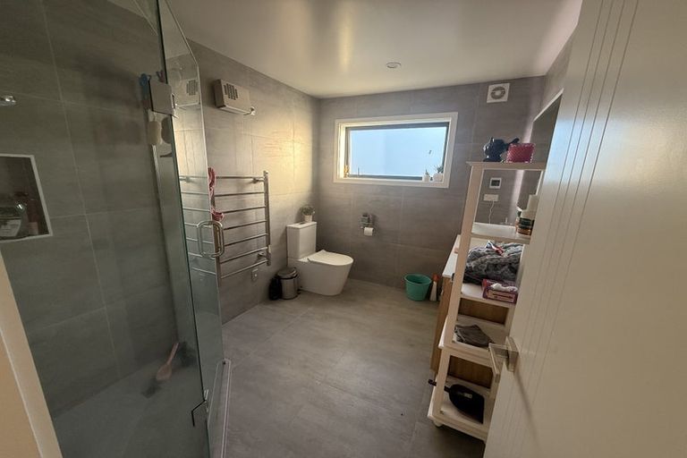 Photo of property in 34a Cassino Street, Bayswater, Auckland, 0622