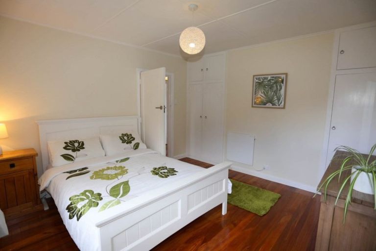 Photo of property in 45 Cornwall Road, Lyttelton, 8082