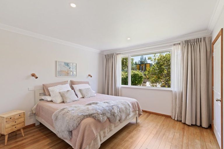 Photo of property in 52 Clawton Street, Westown, New Plymouth, 4310