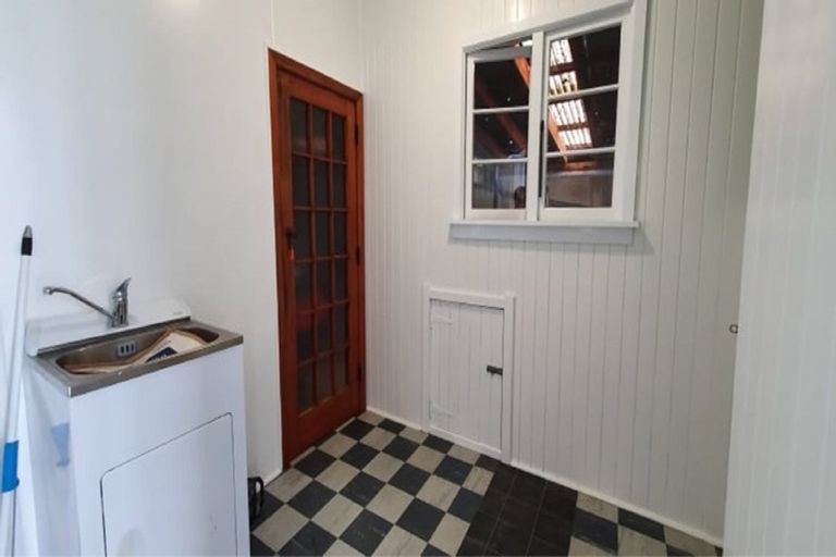 Photo of property in 32 Guyton Street, Whanganui, 4500