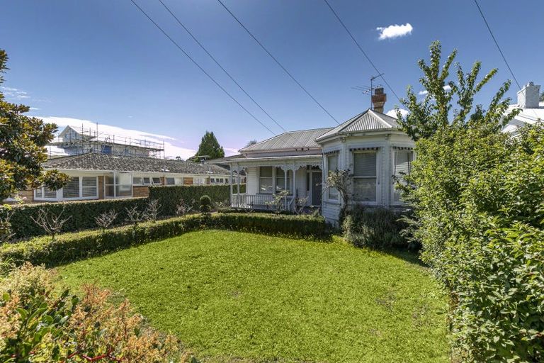 Photo of property in 12 Kenyon Avenue, Mount Eden, Auckland, 1024