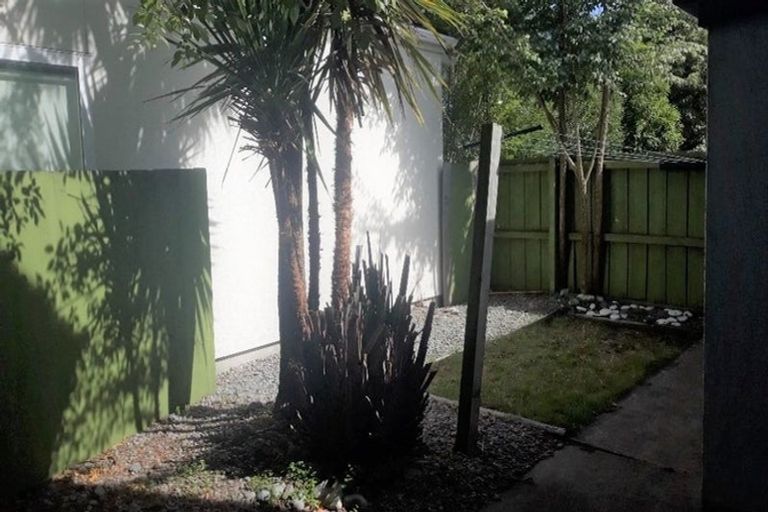 Photo of property in 3/56 London Street, Richmond, Christchurch, 8013