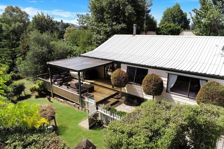 Photo of property in 17 Philip Walter Drive, Katikati, 3170