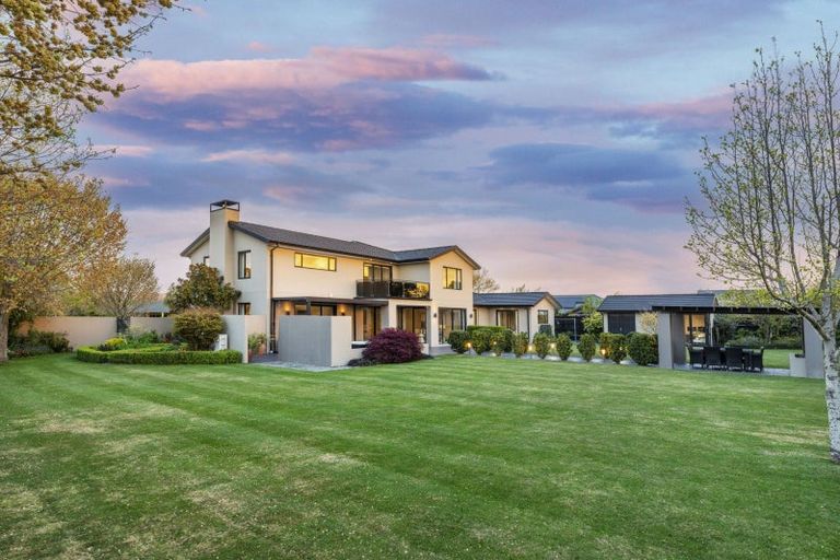 Photo of property in 12 Brahman Close, Prebbleton, 7604