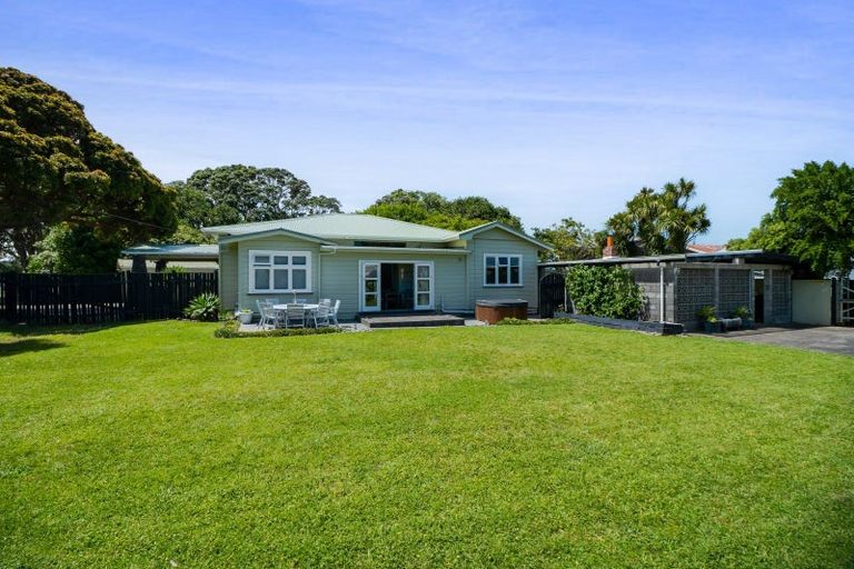 Photo of property in 54 King Street, Opunake, 4616