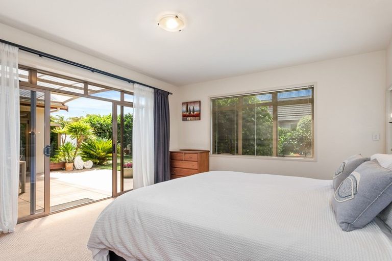 Photo of property in 31 Inverness Drive, Pyes Pa, Tauranga, 3112