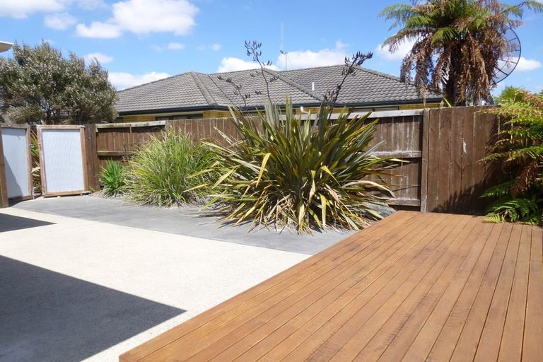 Photo of property in 221 Old Farm Road, Hamilton East, Hamilton, 3216