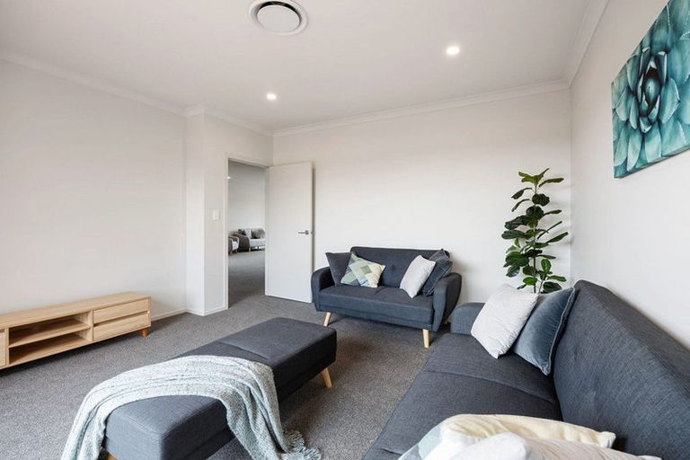 Photo of property in 44 Norfolk Drive, Cambridge, 3434