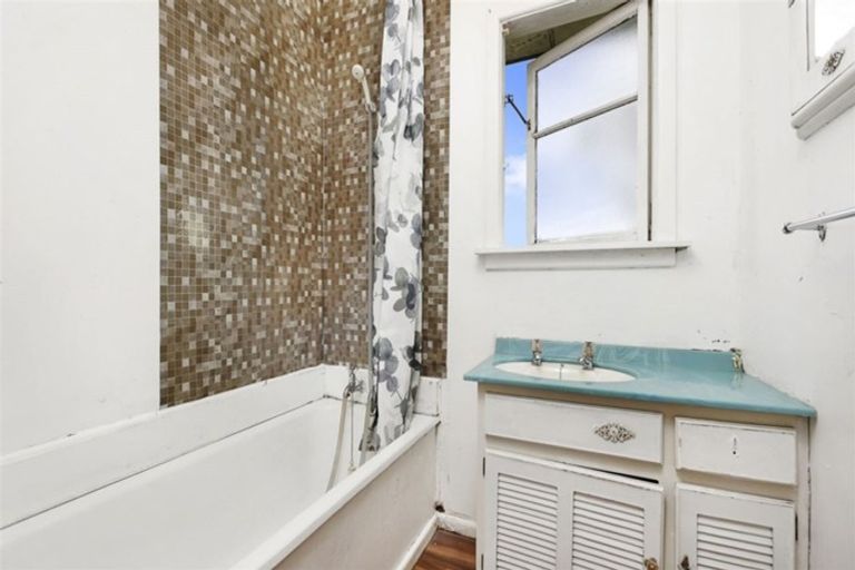 Photo of property in 44 Tauiwi Crescent, Hei Hei, Christchurch, 8042