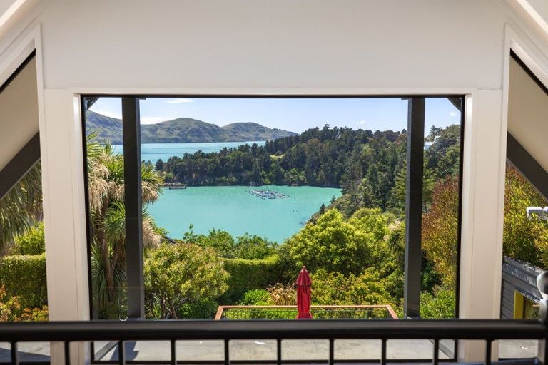 Photo of property in 5 Te Ara Crescent, Diamond Harbour, Lyttelton, 8971