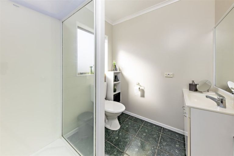 Photo of property in 31 Regalwood Place, Favona, Auckland, 2024