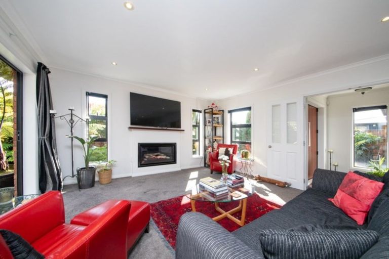 Photo of property in 112a Fitzroy Street, Terrace End, Palmerston North, 4410