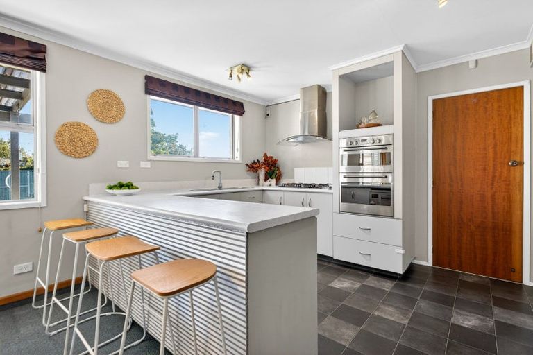 Photo of property in 15 Rata Street, Taradale, Napier, 4112