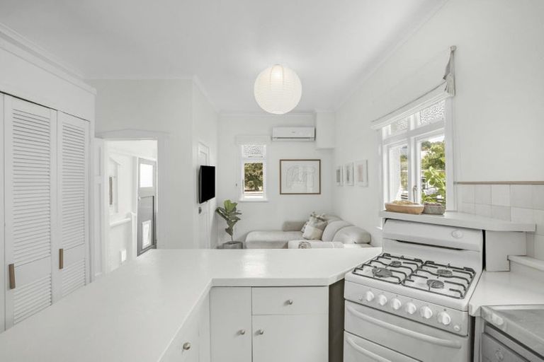 Photo of property in 6 Bridge Street, Melling, Lower Hutt, 5010