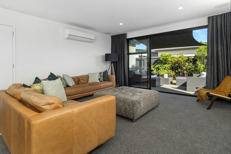 Photo of property in 45 Franks Way, Papamoa Beach, Papamoa, 3118