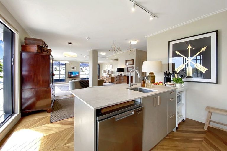 Photo of property in Chevron Suites, 701/8 Chaffers Street, Te Aro, Wellington, 6011