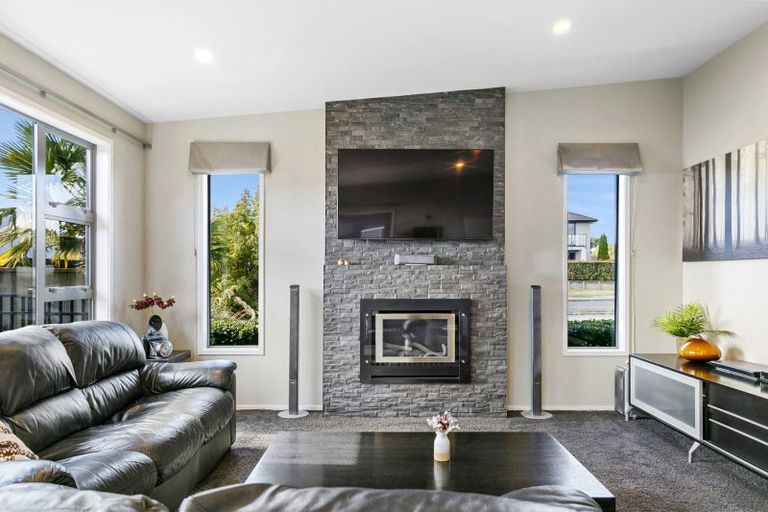 Photo of property in 19 Ernest Kemp Rise, Wharewaka, Taupo, 3330