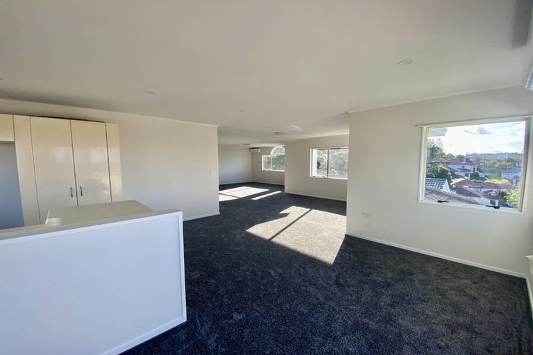 Photo of property in 8 Alice Place, Hillcrest, Auckland, 0627