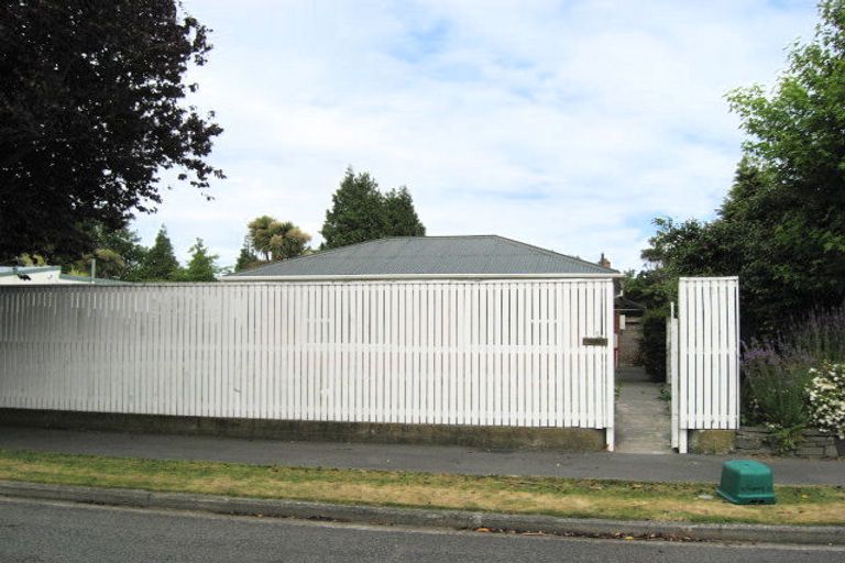 Photo of property in 8 Yardley Street, Avonhead, Christchurch, 8042