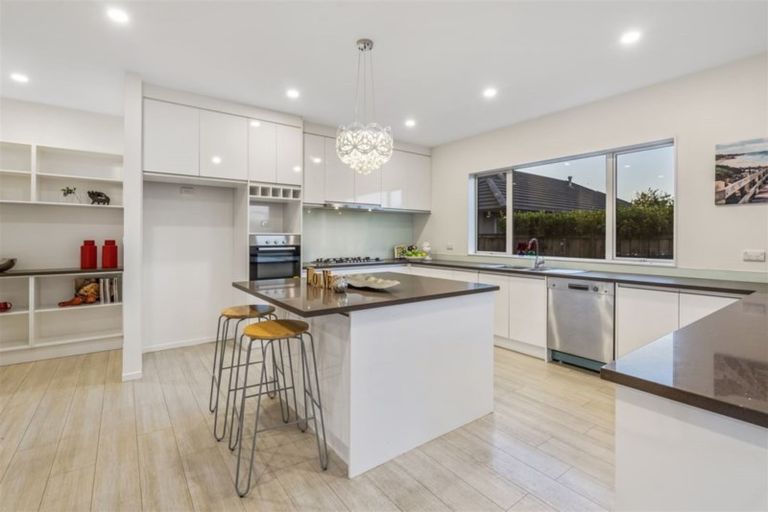 Photo of property in 4 Sophia Place, Karaka, Papakura, 2113