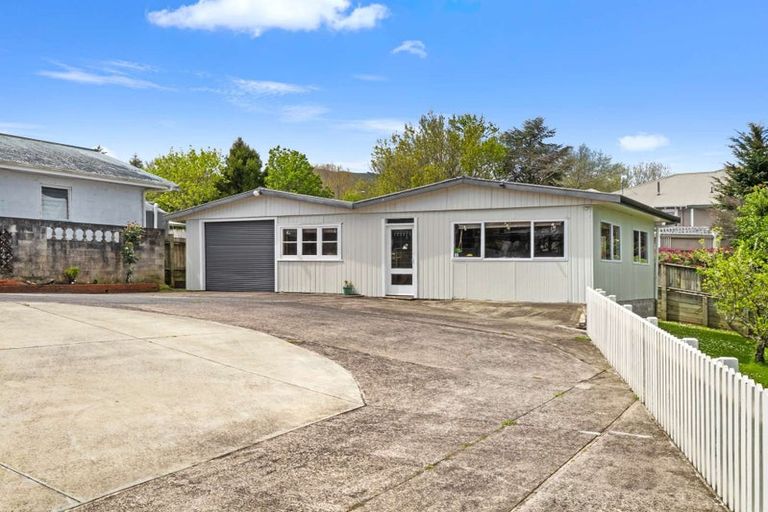 Photo of property in 11 Claremont Avenue, Paeroa, 3600